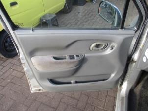 Używane Tapicerka drzwi lewych przednich wersja 4-drzwiowa Opel Agila (A) 1.2 16V Cena na żądanie oferowane przez Boekholt autodemontage B.V
