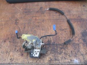 Used Tailgate lock mechanism Honda Civic (EP/EU) Price on request offered by Boekholt autodemontage B.V