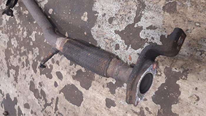 Exhaust front section from a Hyundai Getz 1.3i 12V 2003