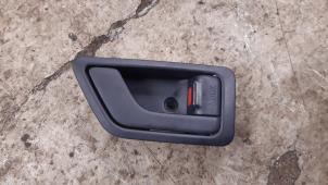 Used Door handle 2-door, right Hyundai Getz 1.3i 12V Price on request offered by Boekholt autodemontage B.V