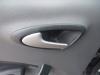 Manija de puerta de 4 puertas izquierda detrás de un Seat Ibiza IV (6J5) 1.2 TDI Ecomotive 2011