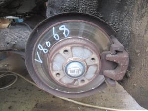 Used Rear brake calliper, left Peugeot 308 (4A/C) 1.6 VTI 16V Price € 40,00 Margin scheme offered by Boekholt autodemontage B.V