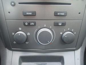 Used Heater control panel Opel Zafira (M75) 1.6 16V Price € 50,00 Margin scheme offered by Boekholt autodemontage B.V