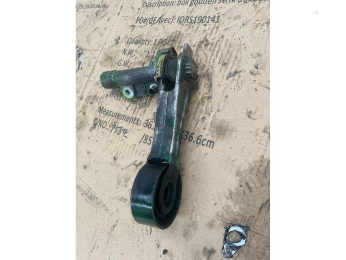 Usados Tensor correa múltiple Peugeot 308 (4A/C) 1.6 VTI 16V Precio € 15,00 Norma de margen ofrecido por Boekholt autodemontage B.V