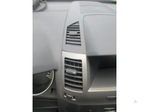 Used Dashboard vent Opel Zafira (M75) 1.6 16V Price € 20,00 Margin scheme offered by Boekholt autodemontage B.V