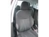 Headrest from a Peugeot 208 I (CA/CC/CK/CL), 2012 / 2019 1.2 Vti 12V PureTech 82, Hatchback, Petrol, 1.199cc, 60kW (82pk), FWD, EB2F; HMZ, 2012-03 / 2019-12, CAHMZ; CCHMZ 2013