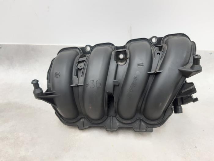 Używane Kolektor dolotowy Peugeot 3008 I (0U/HU) 1.6 VTI 16V Cena € 40,00 Procedura marży oferowane przez Boekholt autodemontage B.V