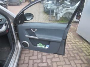 Gebrauchte Fenstermechanik 4-türig rechts vorne Smart Forfour (454) 1.3 16V Preis € 45,00 Margenregelung angeboten von Boekholt autodemontage B.V
