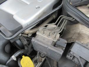 Used ABS pump Mercedes C (W203) 2.2 C-220 CDI 16V Price € 70,00 Margin scheme offered by Boekholt autodemontage B.V