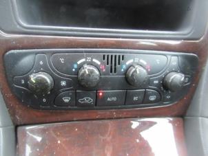 Usados Panel Climatronic Mercedes C (W203) 2.2 C-220 CDI 16V Precio € 50,00 Norma de margen ofrecido por Boekholt autodemontage B.V