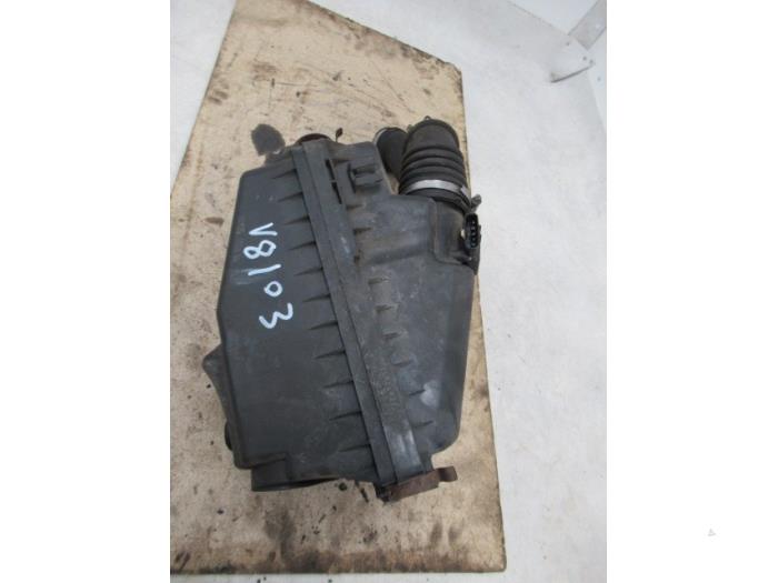 Begagnade Luftfilterhus Toyota Corolla (E12) 2.0 D-4D 16V 110 Pris € 30,00 Marginaltabell erbjuds av Boekholt autodemontage B.V