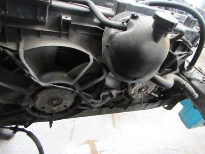 Gebrauchte Kühlerventilator Toyota Corolla (E12) 2.0 D-4D 16V 110 Preis € 30,00 Margenregelung angeboten von Boekholt autodemontage B.V