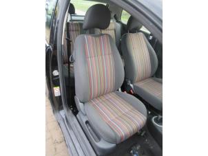 Used Seat, right Volkswagen Fox (5Z) 1.4 16V Price € 100,00 Margin scheme offered by Boekholt autodemontage B.V
