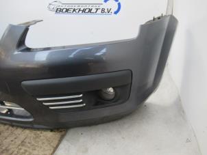 Gebrauchte Abdeckplatte Nebelscheinwerfer rechts Ford Focus 2 Wagon 1.6 16V Preis € 20,00 Margenregelung angeboten von Boekholt autodemontage B.V