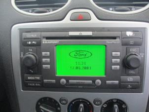 Used Radio CD player Ford Focus 2 Wagon 1.6 16V Price € 70,00 Margin scheme offered by Boekholt autodemontage B.V