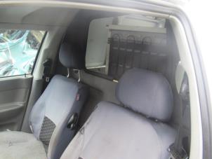 Gebrauchte Sitz rechts Volkswagen Caddy II (9K9A) 1.9 D Preis € 50,00 Margenregelung angeboten von Boekholt autodemontage B.V