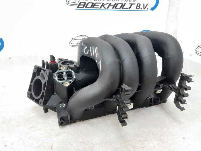 Intake manifold from a Ford Focus 1 1.6 16V 2002
