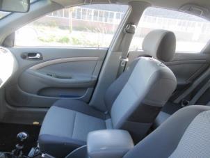 Used Seat, right Chevrolet Lacetti (KLAN) 1.8 16V Price € 75,00 Margin scheme offered by Boekholt autodemontage B.V