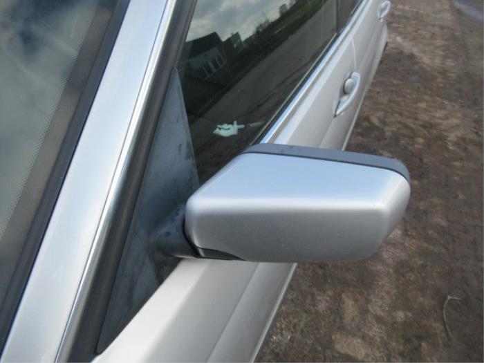 Außenspiegel links van een BMW 3 serie (E46/4) 320d 16V 2004