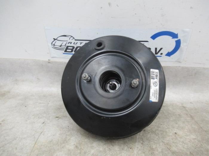 Usagé Servo frein Fiat 500 (312) 0.9 TwinAir 85 Prix € 49,00 Règlement à la marge proposé par Boekholt autodemontage B.V