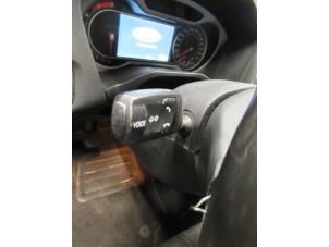 Używane Kierownica multifunkcyjna Ford Mondeo IV 2.0 TDCi 140 16V Cena € 40,00 Procedura marży oferowane przez Boekholt autodemontage B.V