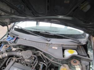 Używane Wspomaganie hamulców Opel Corsa C (F08/68) 1.2 16V Cena € 49,00 Procedura marży oferowane przez Boekholt autodemontage B.V