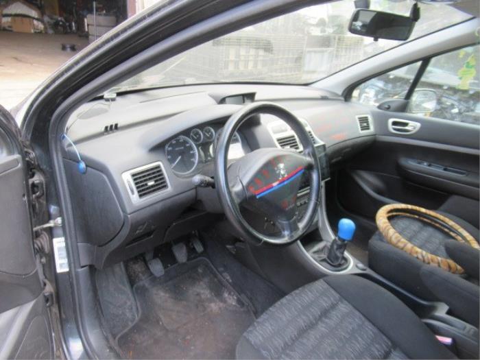 Panel z Peugeot 307 (3A/C/D) 1.4 2002