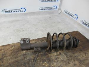 Used Rear shock absorber rod, left Peugeot 307 (3A/C/D) 1.4 Price € 35,00 Margin scheme offered by Boekholt autodemontage B.V