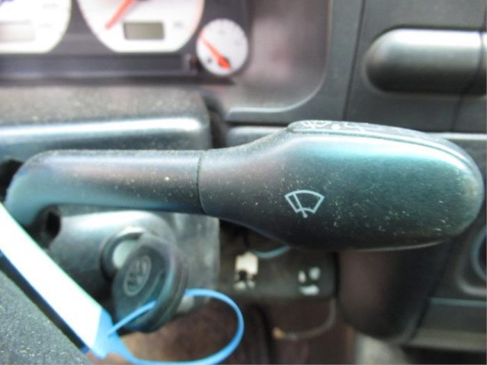 Interruptor combinado columna de dirección de un Volkswagen Golf III Variant (1H5) 1.8 1997