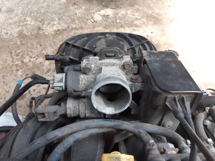 Usagé Boitier papillon Chrysler Sebring (JR) 2.4 16V Prix € 30,00 Règlement à la marge proposé par Boekholt autodemontage B.V