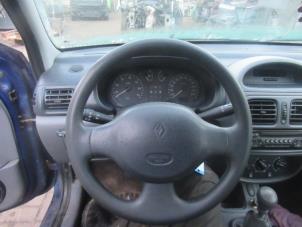 Used Left airbag (steering wheel) Renault Clio II (BB/CB) 1.4 Price € 45,00 Margin scheme offered by Boekholt autodemontage B.V