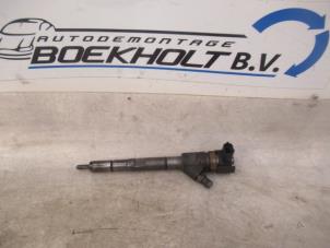 Used Injector (diesel) Hyundai H-300 2.5 CRDi Price € 78,65 Inclusive VAT offered by Boekholt autodemontage B.V