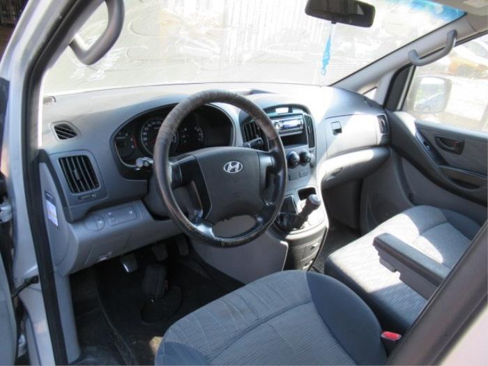 Używane Panel Hyundai H-300 2.5 CRDi Cena € 100,00 Procedura marży oferowane przez Boekholt autodemontage B.V