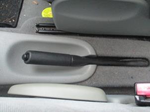 Usagé Câble frein à main Renault Scénic I (JA) 1.6 16V Prix € 25,00 Règlement à la marge proposé par Boekholt autodemontage B.V