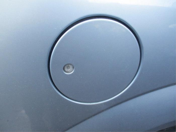 Interruptor tapa de depósito de un Ford Focus 1 Wagon 1.6 16V 2004