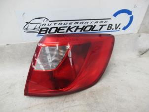 Używane Tylne swiatlo pozycyjne prawe Seat Ibiza ST (6J8) 1.2 TDI Ecomotive Cena € 30,00 Procedura marży oferowane przez Boekholt autodemontage B.V