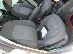 Usagé Siège droit Seat Ibiza ST (6J8) 1.2 TDI Ecomotive Prix € 100,00 Règlement à la marge proposé par Boekholt autodemontage B.V