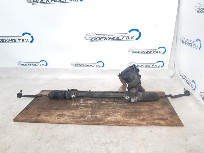 Power steering box from a Mercedes-Benz B (W245,242) 1.7 B-170 16V 2005
