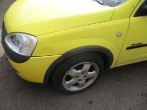 Used Front wing, left Opel Corsa C (F08/68) 1.2 16V Price € 50,00 Margin scheme offered by Boekholt autodemontage B.V