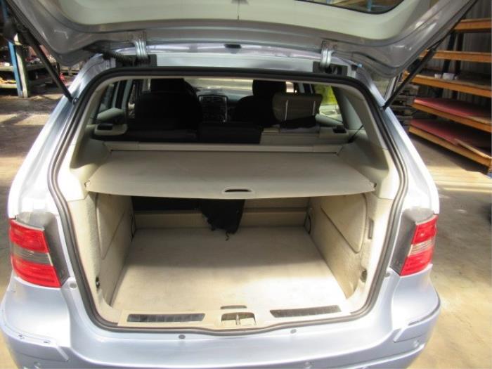Luggage compartment cover from a Mercedes-Benz B (W245,242) 1.7 B-170 16V 2005
