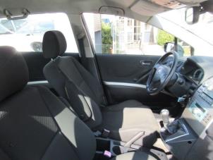 Gebrauchte Sitz links Toyota Corolla Verso (R10/11) 2.2 D-4D 16V Preis € 150,00 Margenregelung angeboten von Boekholt autodemontage B.V