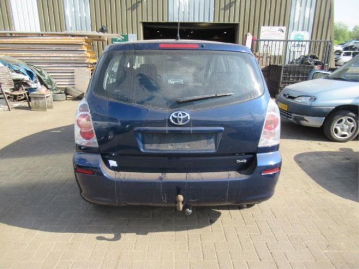 Gebrauchte Auspuff Enddämpfer Toyota Corolla Verso (R10/11) 2.2 D-4D 16V Preis € 45,00 Margenregelung angeboten von Boekholt autodemontage B.V