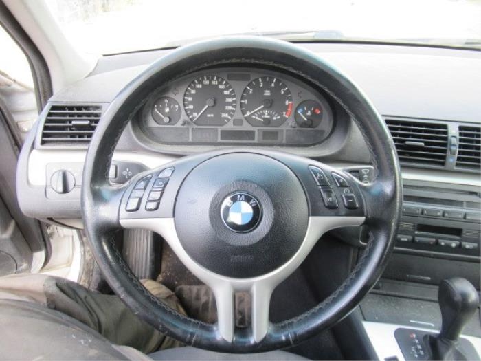 Commodo d'essuie glace d'un BMW 3 serie Touring (E46/3) 318i 16V 2002