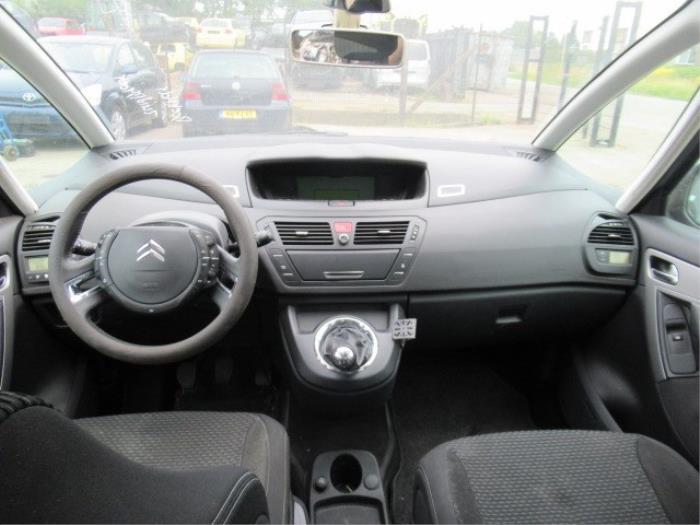 Używane Panel Citroen C4 Picasso (UD/UE/UF) 1.6 16V VTi 120 Cena € 350,00 Procedura marży oferowane przez Boekholt autodemontage B.V