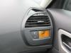 Dashboard vent from a Citroen C4 Picasso (UD/UE/UF), 2007 / 2013 1.6 16V VTi 120, MPV, Petrol, 1.598cc, 88kW (120pk), FWD, EP6; 5FW, 2008-07 / 2013-06, UD5FW; UE5FW 2009