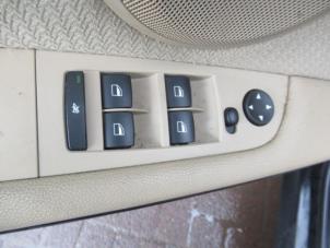 Usados Interruptor de ventanilla eléctrica BMW 3 serie (E90) 320i 16V Precio € 50,00 Norma de margen ofrecido por Boekholt autodemontage B.V