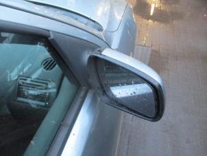 Used Wing mirror, right Ford Mondeo III Wagon 2.0 16V Price € 50,00 Margin scheme offered by Boekholt autodemontage B.V