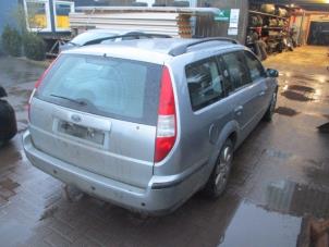 Used Wheel arch liner Ford Mondeo III Wagon 2.0 16V Price € 35,00 Margin scheme offered by Boekholt autodemontage B.V