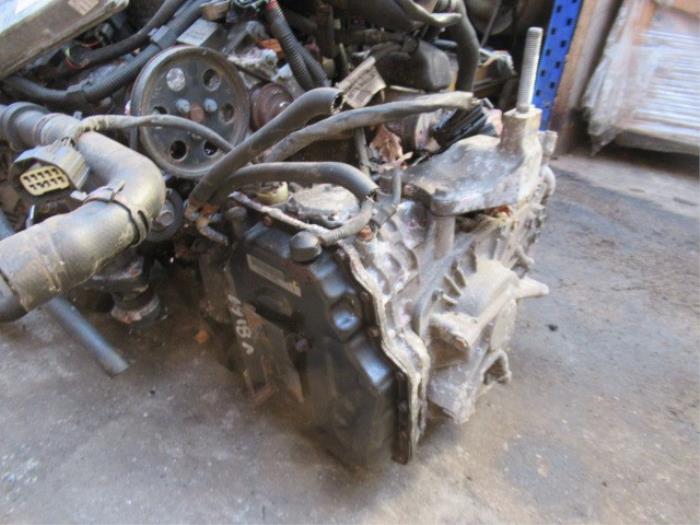 Getriebe van een Jaguar X-type 3.0 V6 24V 2002