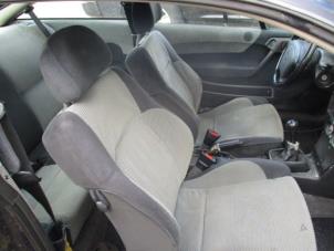 Gebrauchte Sitz rechts Opel Calibra 2.5 V6 24V Preis € 99,00 Margenregelung angeboten von Boekholt autodemontage B.V